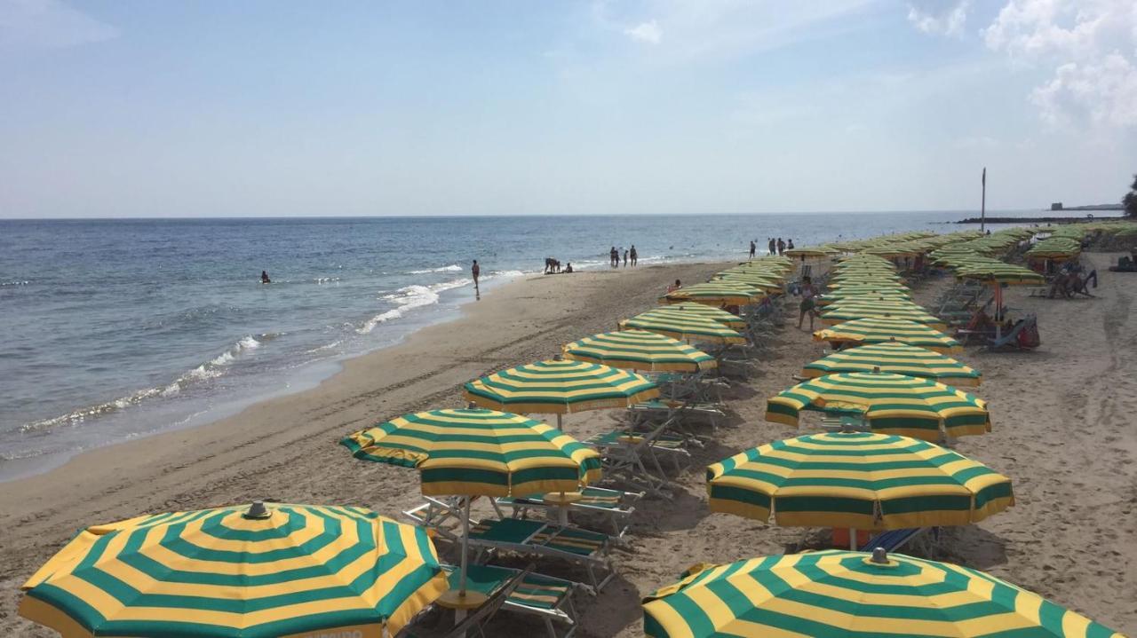 Centro Vacanze Lido Smeraldo 夫莱戈勒 外观 照片
