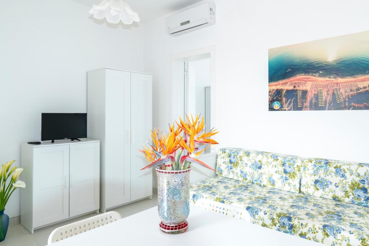 Centro Vacanze Lido Smeraldo 夫莱戈勒 外观 照片